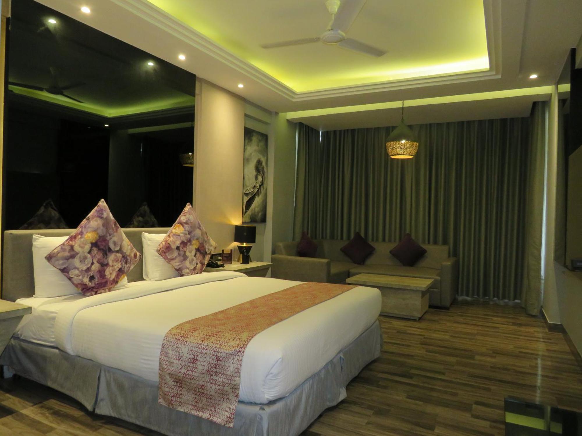 Hotel Sterling Palm Bliss - Rishīkesh Esterno foto